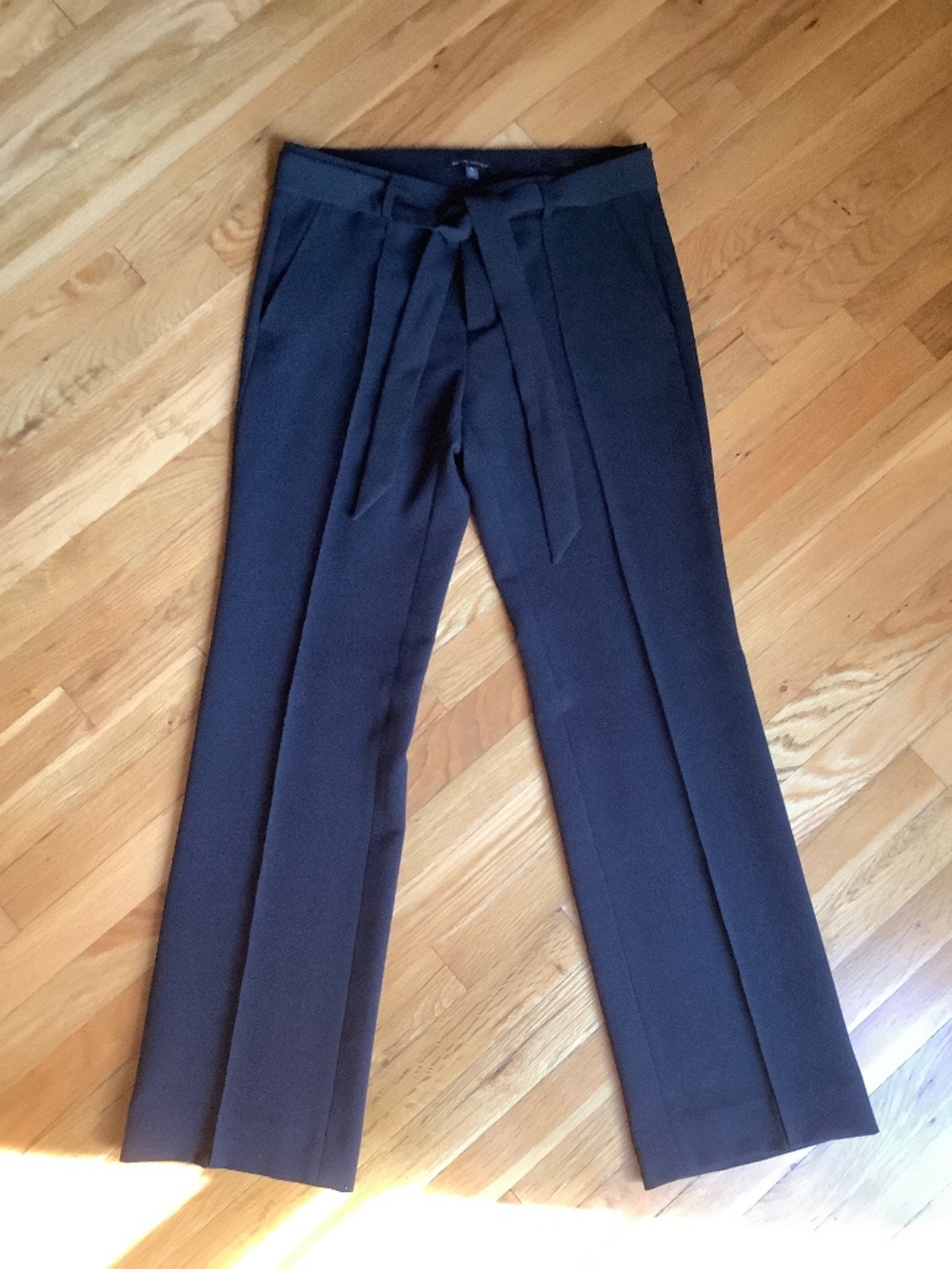 Banana Republic Logan Fit Stretch Belted Front Seam Pants Black Size 6